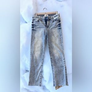 PAIGE Hoxton Straight Crop Light Wash Jeans • Size 4-6/27 •Pasadena Wash Crease•